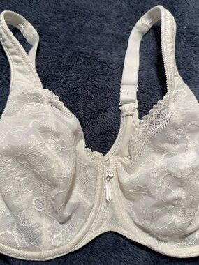 Bali Ivory Lace Underwire Bra